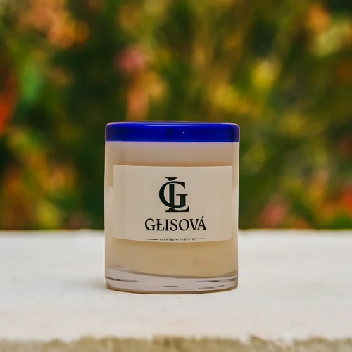 GLISOVA Horizon Collection soy candle with a cobalt blue rim